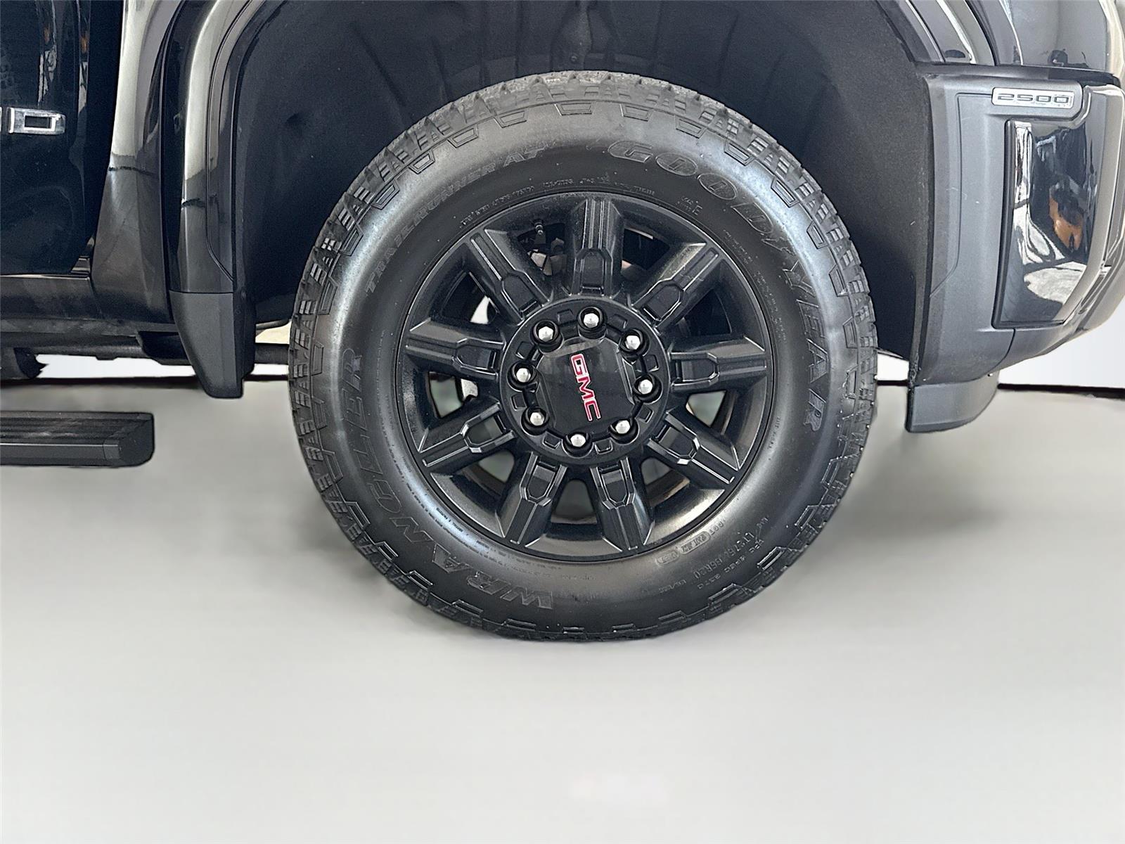 2025 GMC Sierra 2500HD AT4 - Photo 36