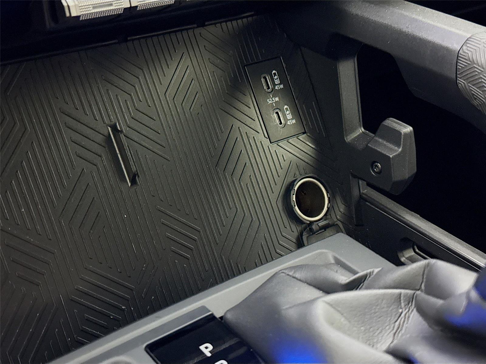 2025 Toyota Tacoma SR5 - Photo 19