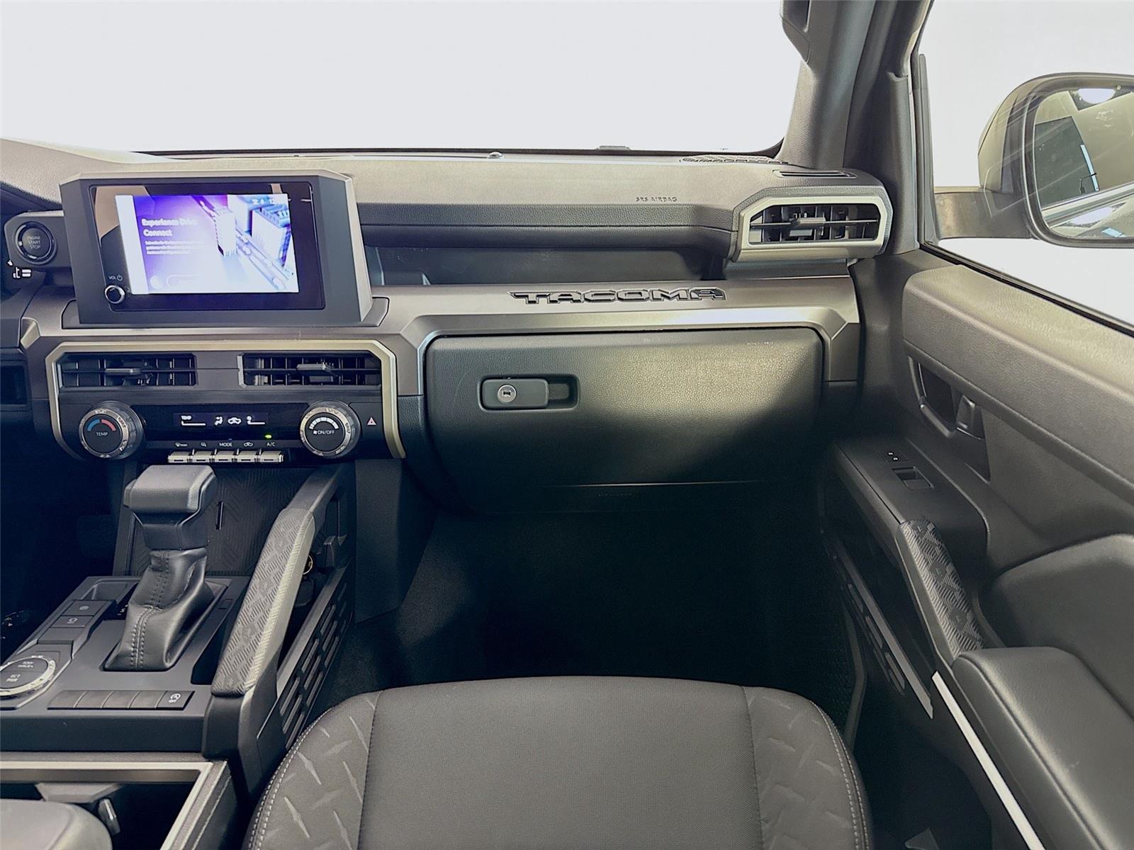 2025 Toyota Tacoma SR5 - Photo 24