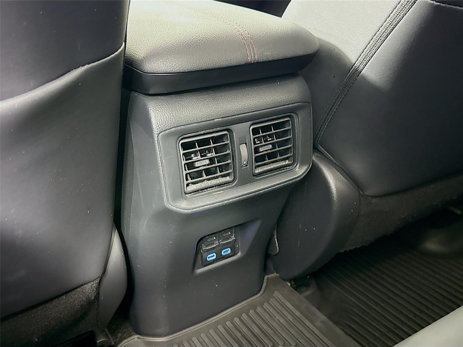 2022 Toyota RAV4 XSE - Photo 18