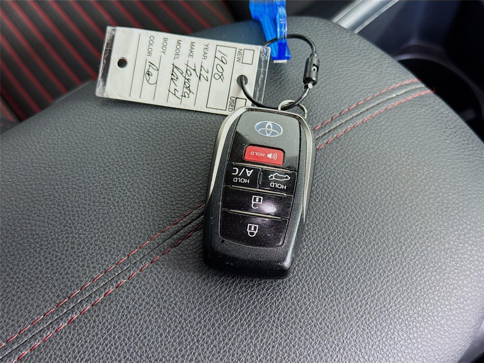 2022 Toyota RAV4 XSE - Photo 25