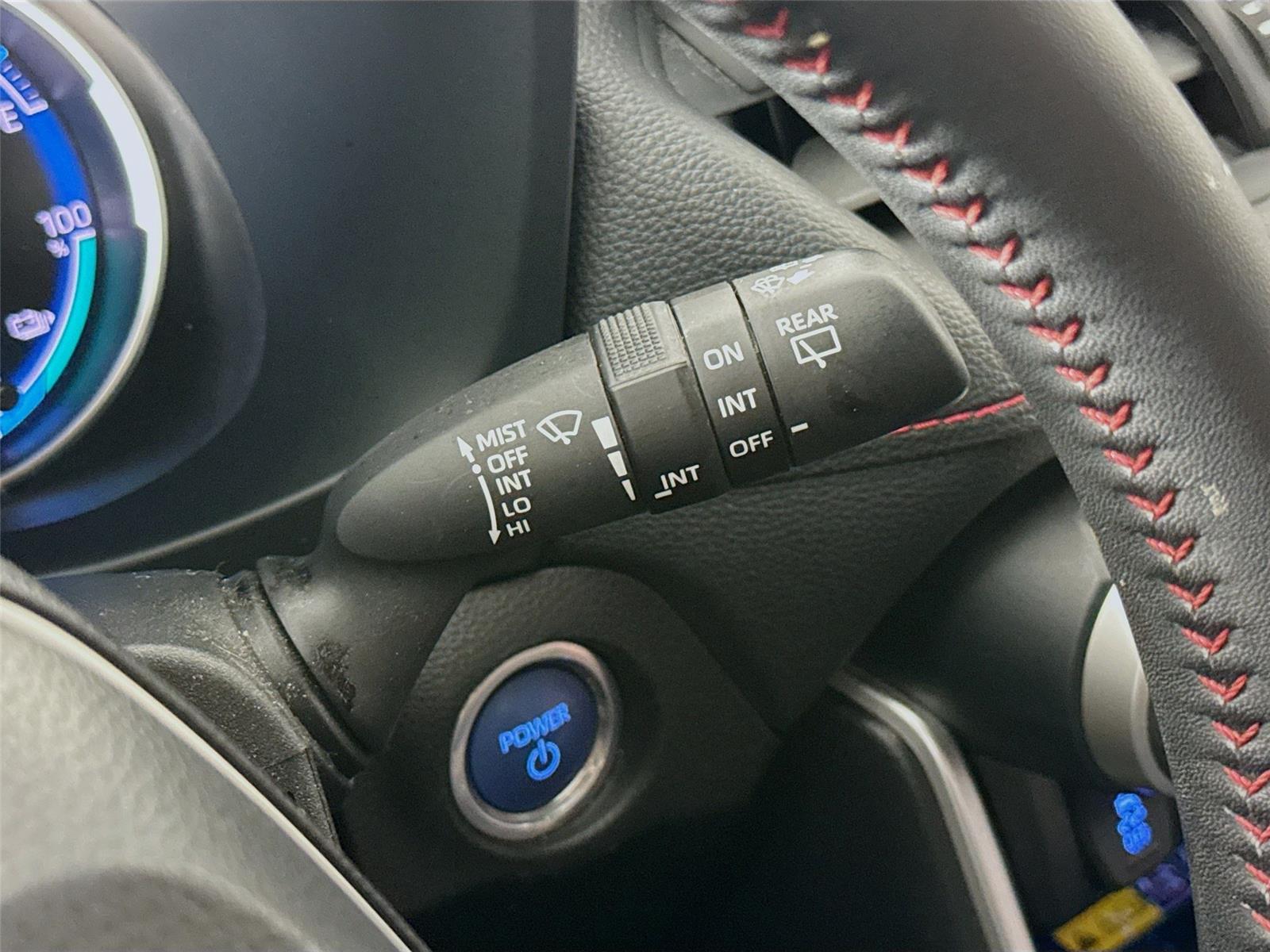 2022 Toyota RAV4 XSE - Photo 6