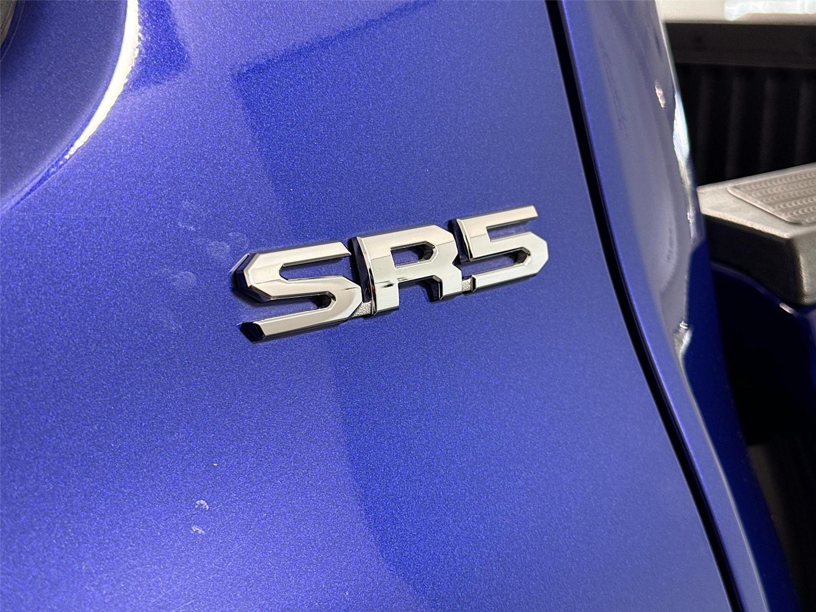 2025 Toyota Tacoma SR5 - Photo 37
