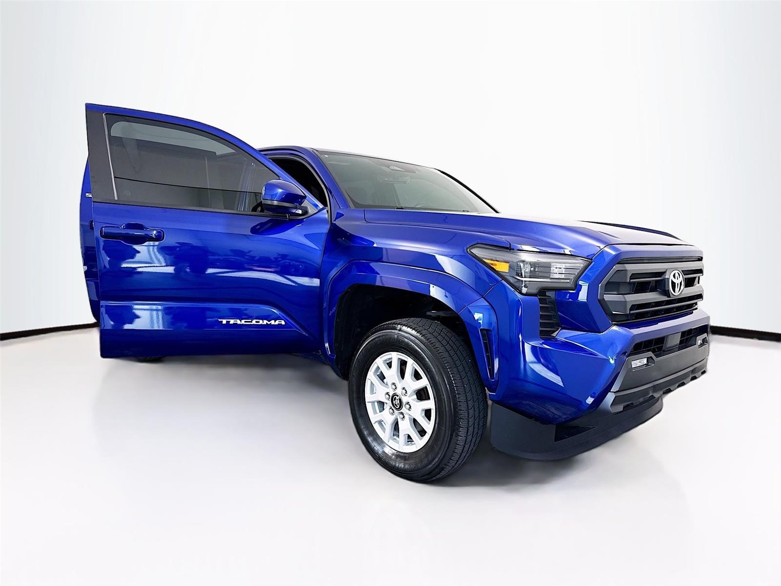 2025 Toyota Tacoma SR5 - Photo 39