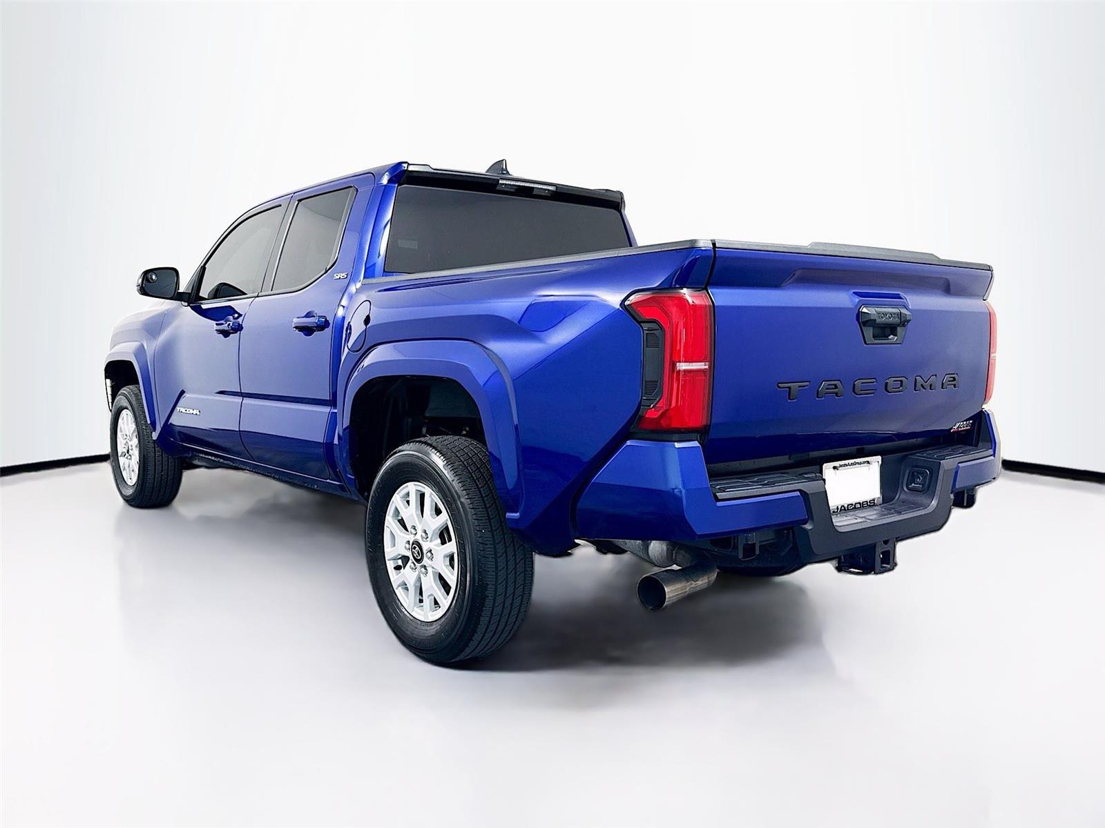 2025 Toyota Tacoma SR5 - Photo 29