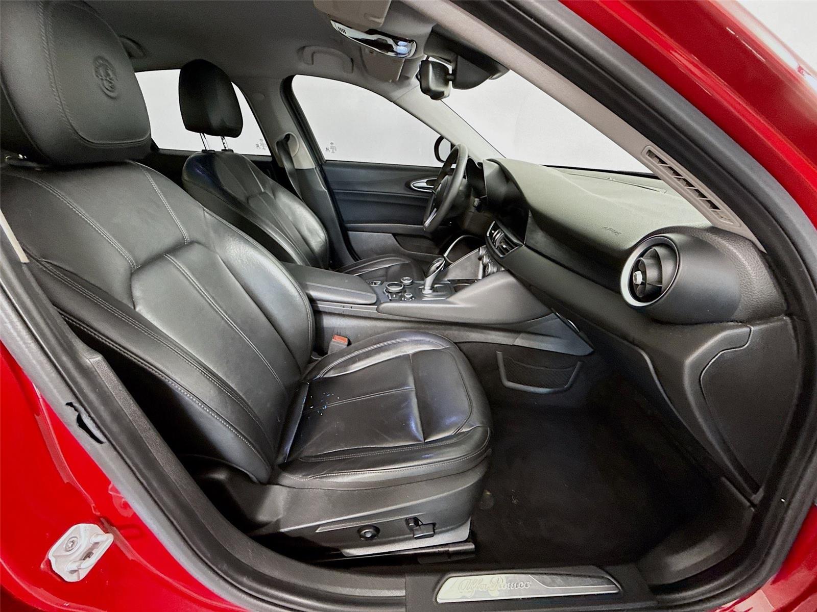 2019 Alfa Romeo Giulia Base - Photo 7