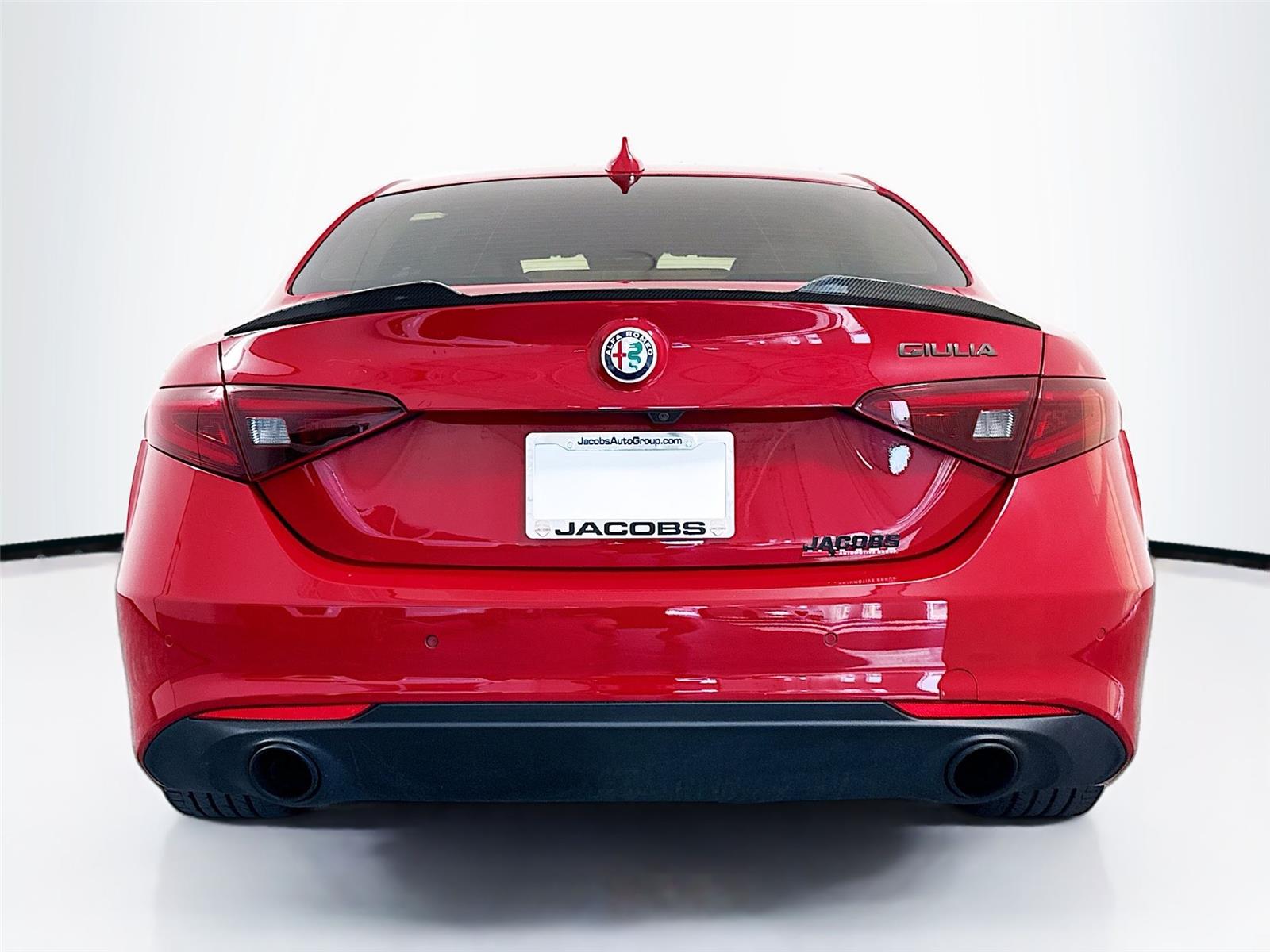 2019 Alfa Romeo Giulia Base - Photo 9
