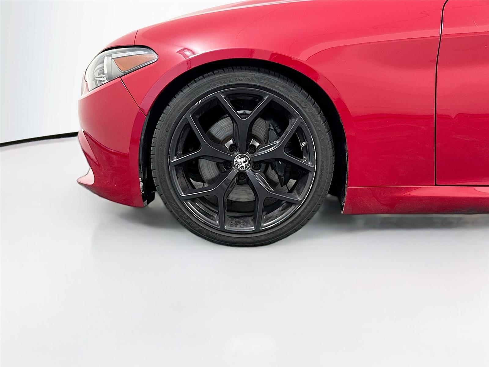 2019 Alfa Romeo Giulia Base - Photo 13