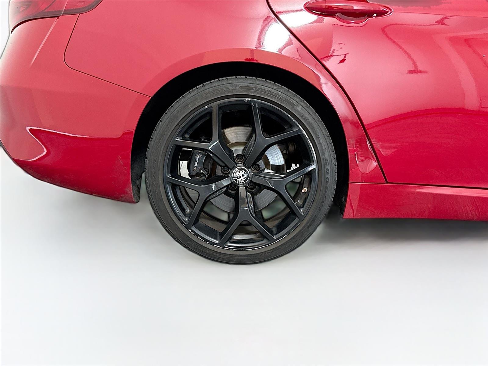 2019 Alfa Romeo Giulia Base - Photo 19