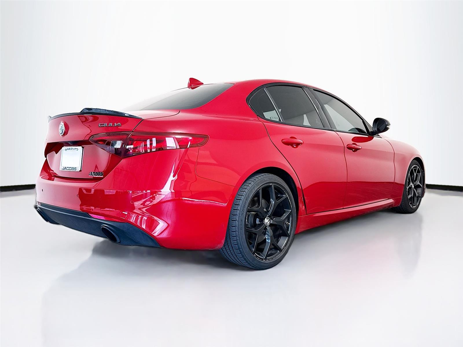 2019 Alfa Romeo Giulia Base - Photo 20