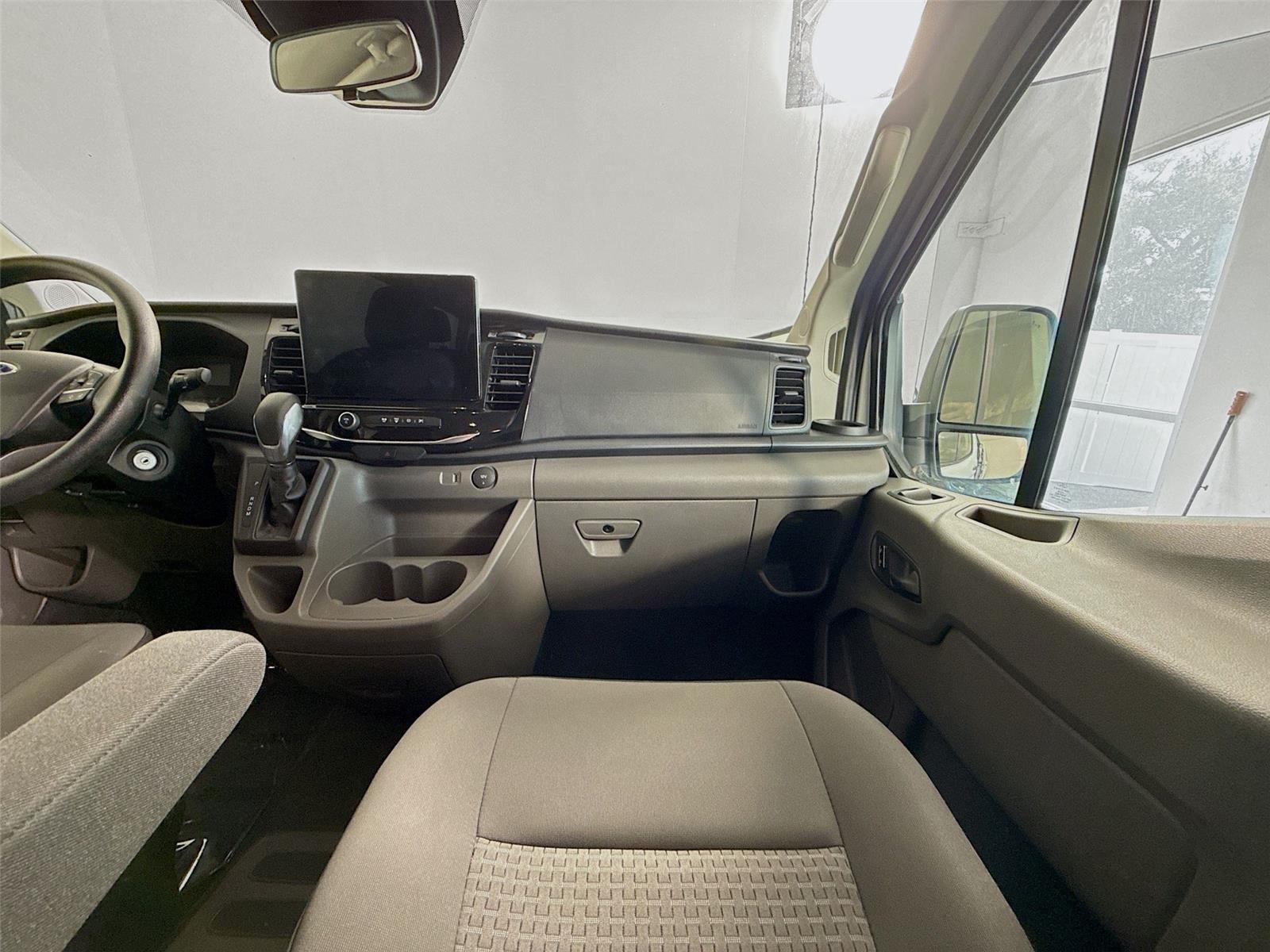 2024 Ford Transit Passenger Van XLT - Photo 20