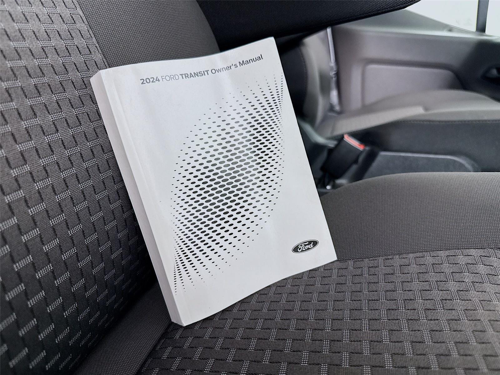 2024 Ford Transit Passenger Van XLT - Photo 21