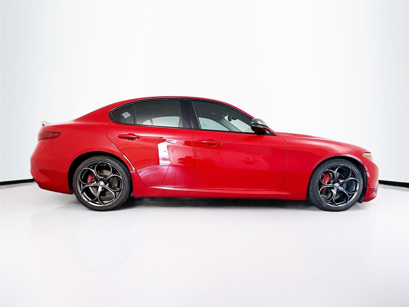 2019 Alfa Romeo Giulia Ti Sport - Photo 16