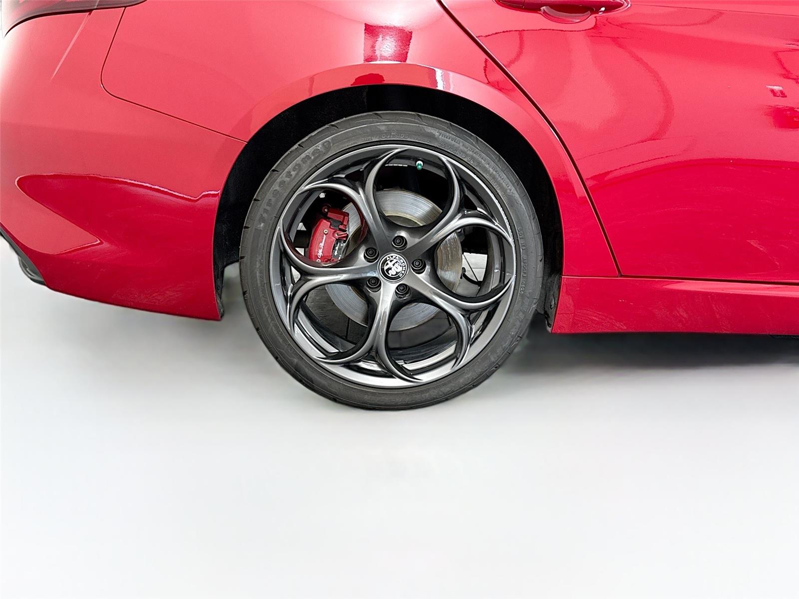 2019 Alfa Romeo Giulia Ti Sport - Photo 19