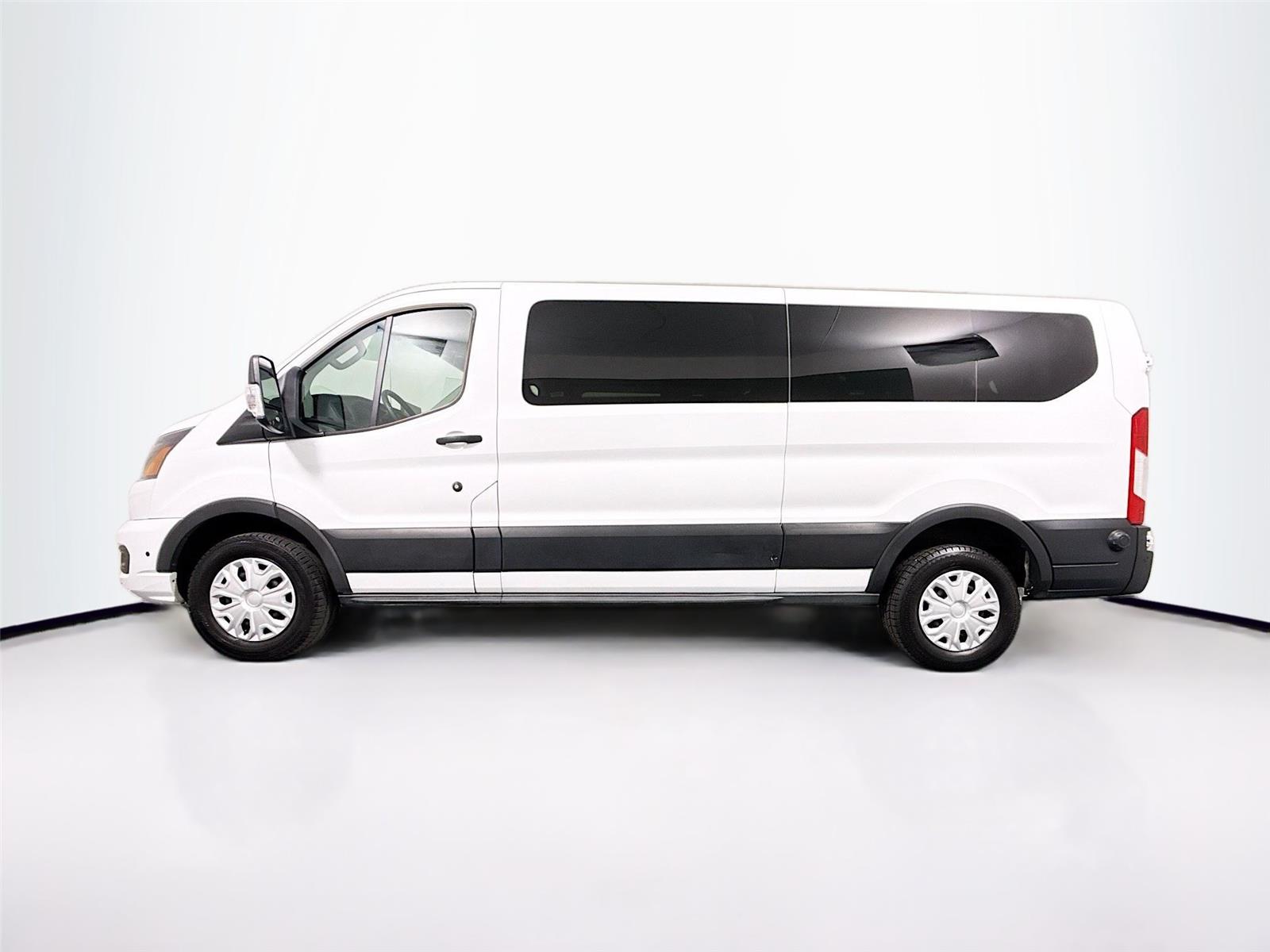 2024 Ford Transit Passenger Van XLT - Photo 26