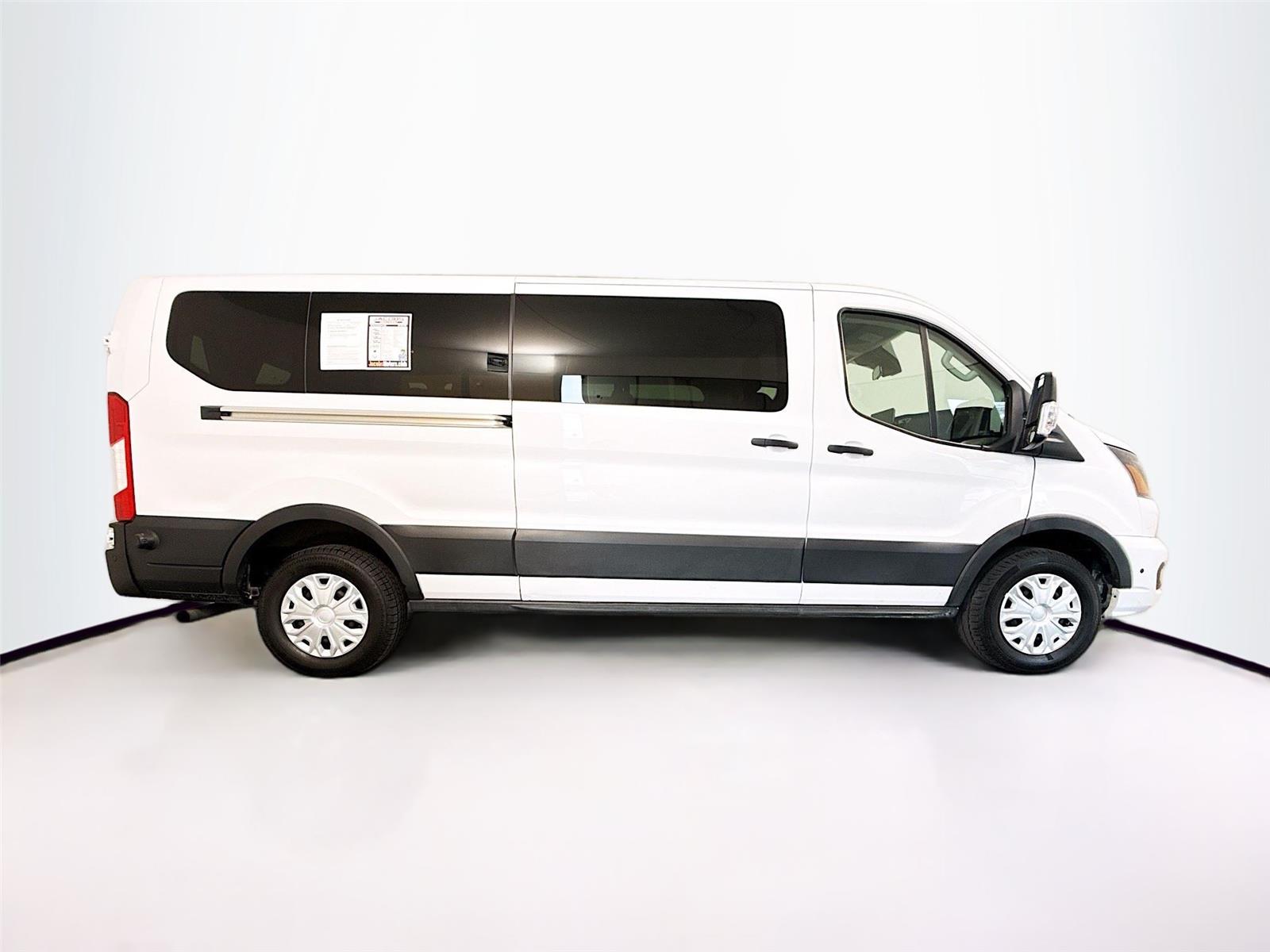 2024 Ford Transit Passenger Van XLT - Photo 30