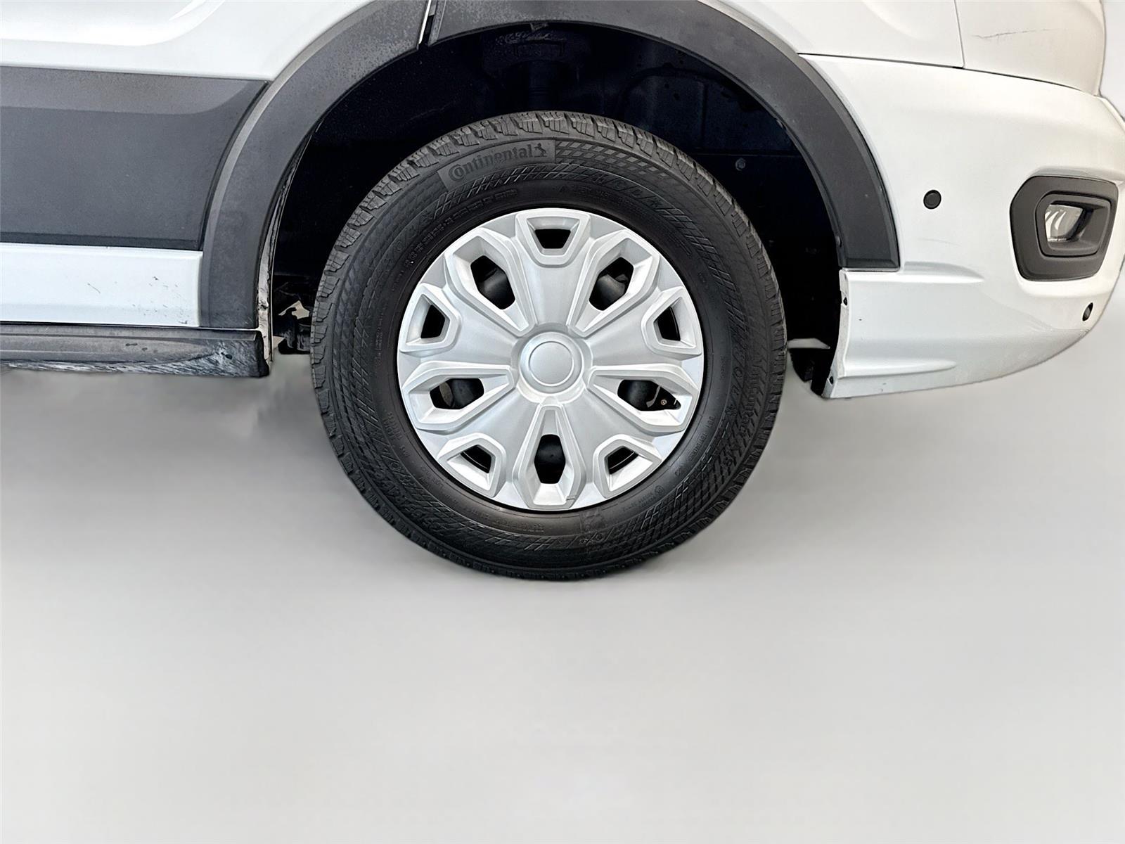 2024 Ford Transit Passenger Van XLT - Photo 32