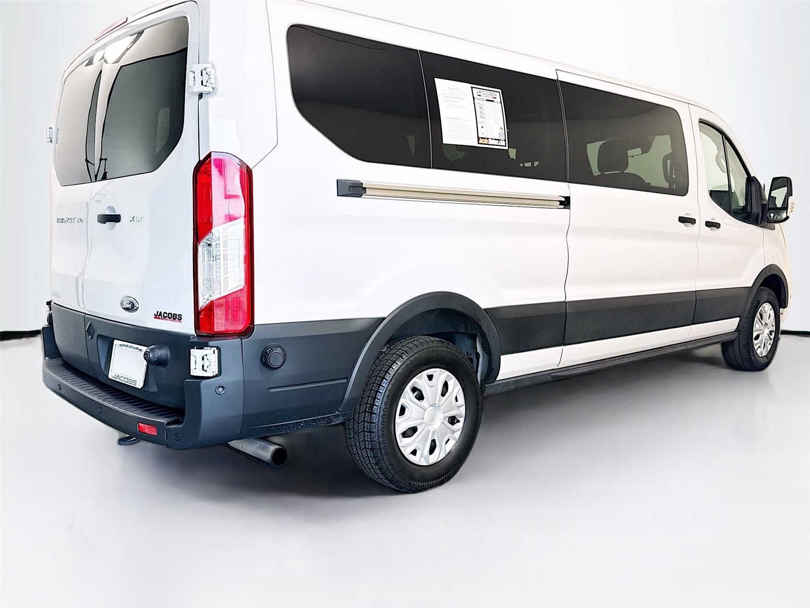 2024 Ford Transit Passenger Van XLT - Photo 36
