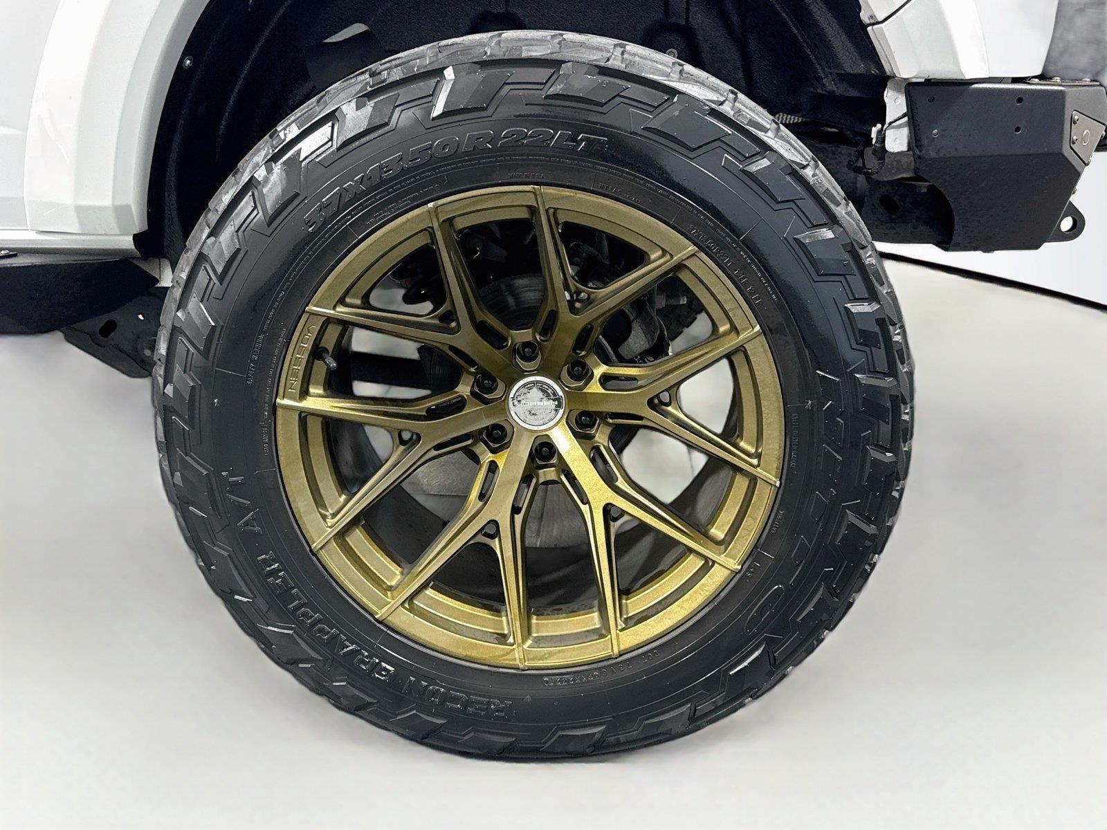2021 Ford Bronco 4-Door Black Diamond - Photo 28