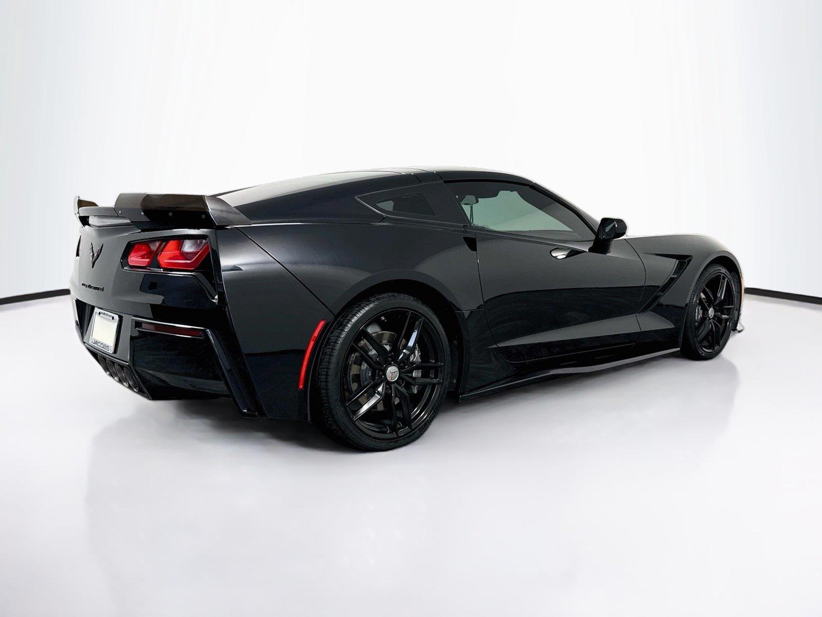 2019 Chevrolet Corvette 1LT - Photo 5