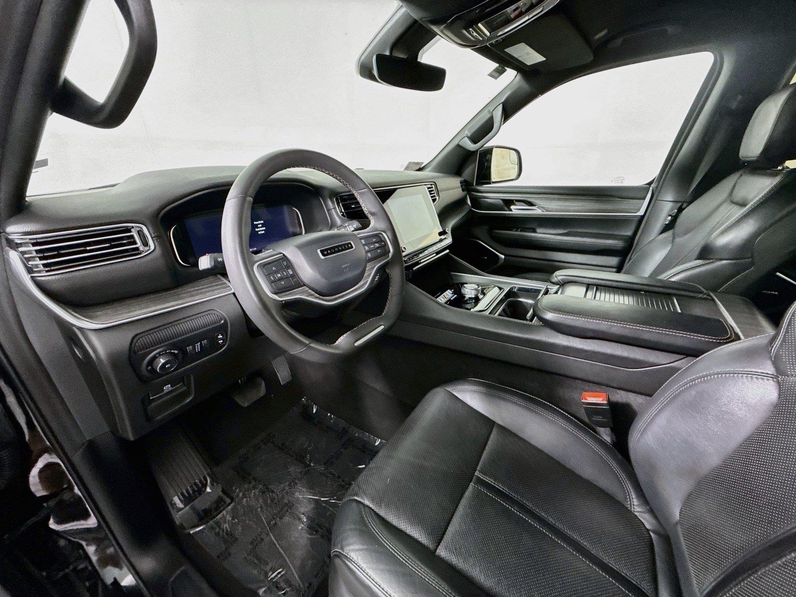 2024 Jeep Wagoneer Series II - Photo 9