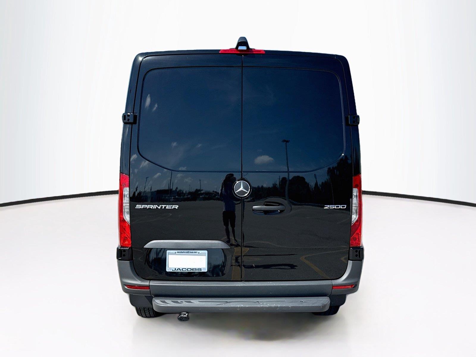 2026 Mercedes-Benz Sprinter Cargo Van Base - Photo 13