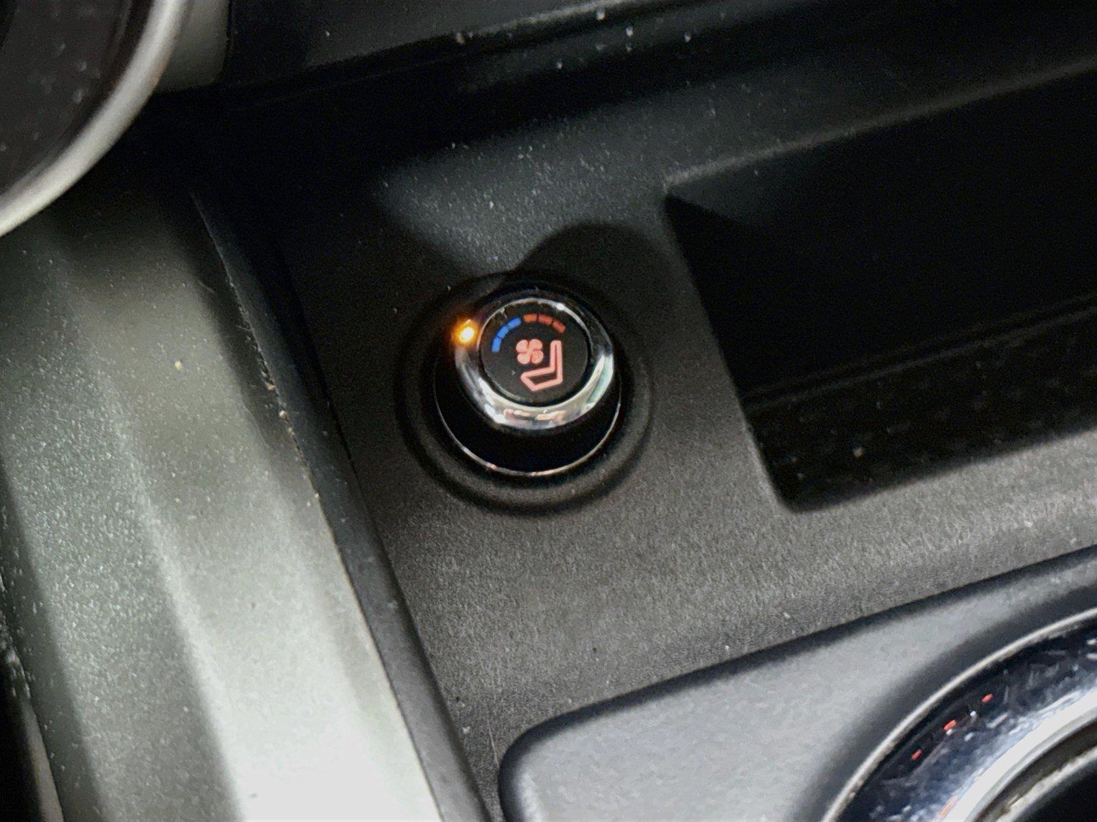 2019 Nissan Titan PRO-4X - Photo 19
