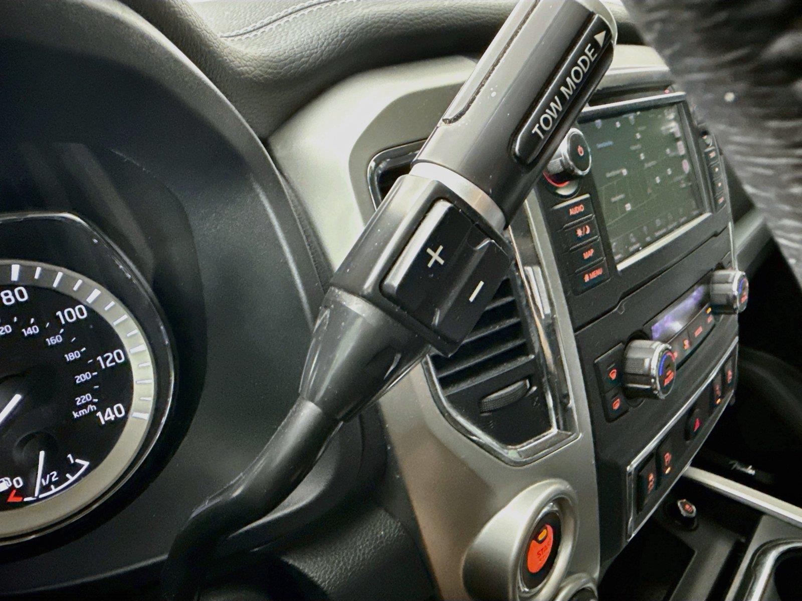 2019 Nissan Titan PRO-4X - Photo 22