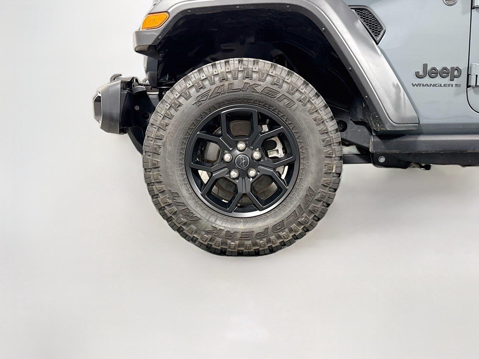 2025 Jeep Wrangler 2-Door Willys - Photo 14