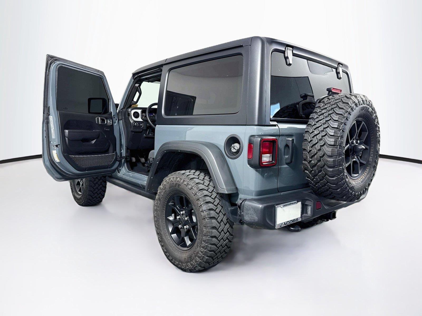 2025 Jeep Wrangler 2-Door Willys - Photo 19