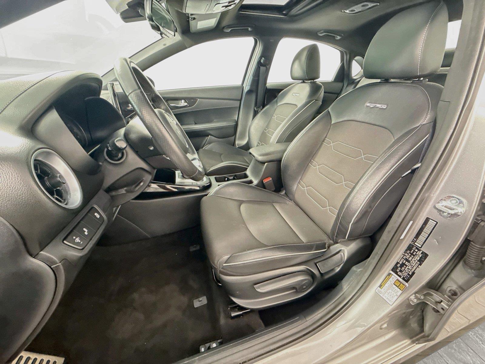 2024 Kia Forte GT-Line - Photo 10