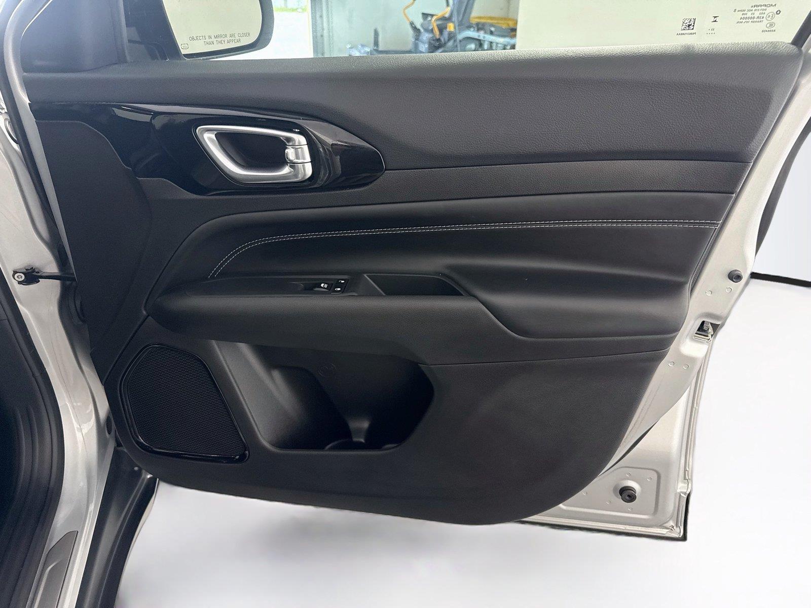 2024 Jeep Compass Latitude - Photo 14