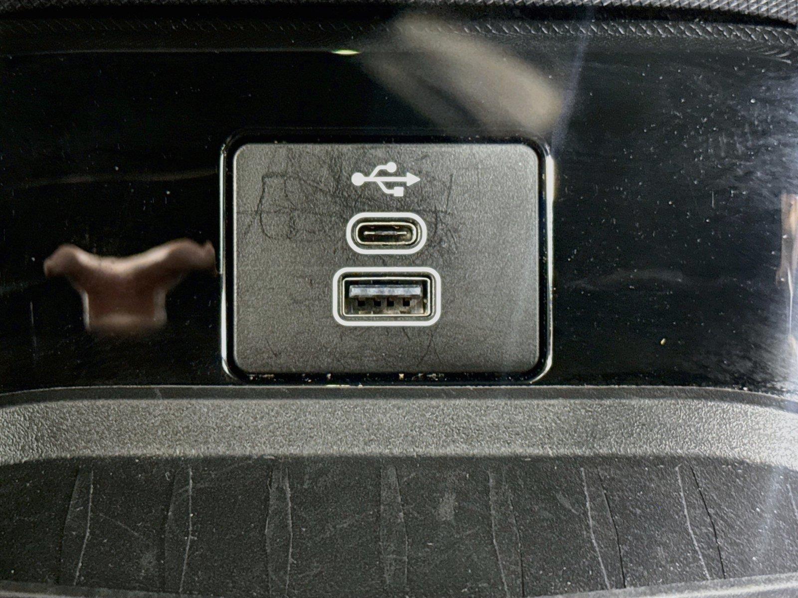 2025 Ford Mustang Mach-E GT AWD - Photo 21