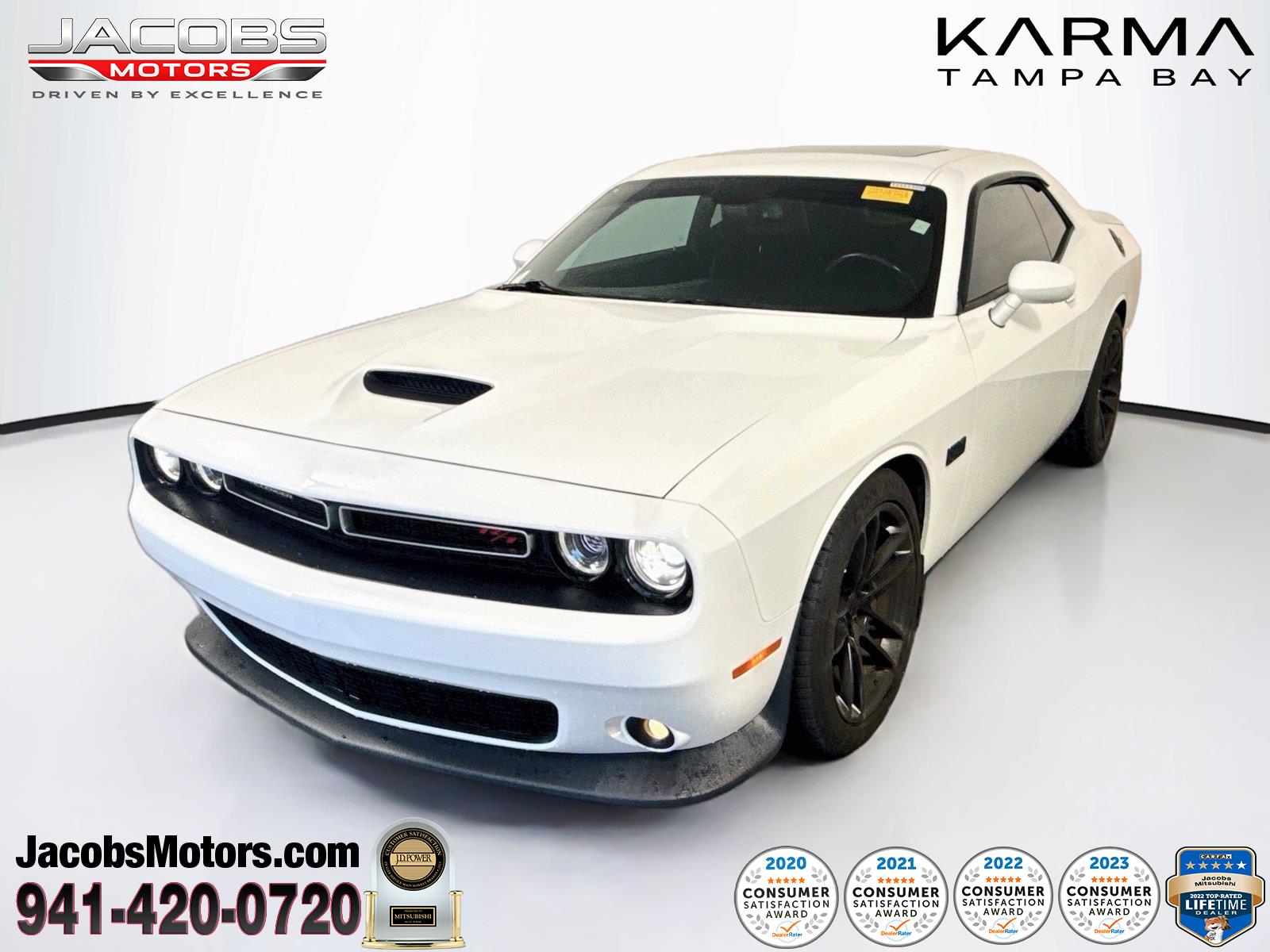 White Knuckle Clearcoat 2022 Dodge Challenger Coupe Rear-Wheel Drive 8-Speed Automatic