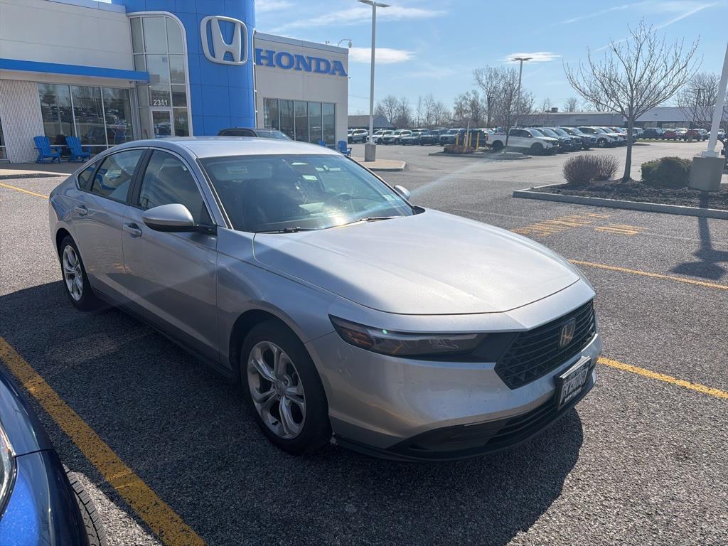 Lunar Silver Metallic 2023 Honda Accord LX FWD Sedan Front-Wheel Drive Continuously Variable Transmission