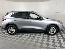 Used 2022 Iconic Silver Ford SE image 16