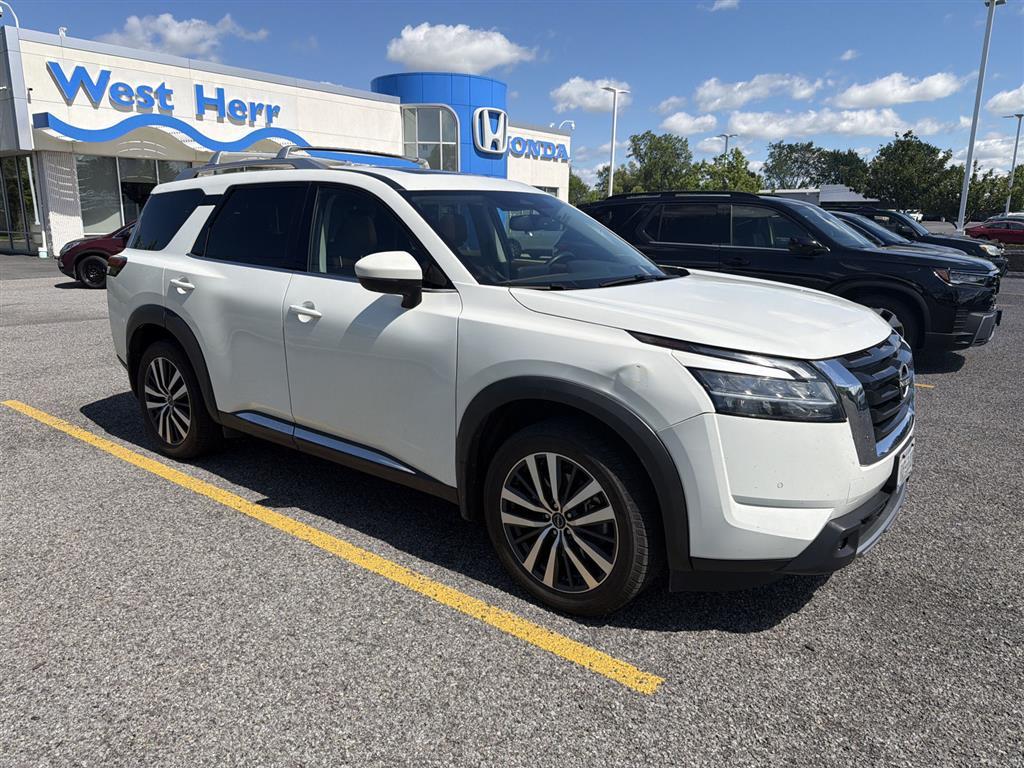 【PLATINUM】WAGNER ワーグナー2022 #3776ホワイトタイガー Pre-Owned 2022 Nissan Pathfinder Platinum Sport Utility in