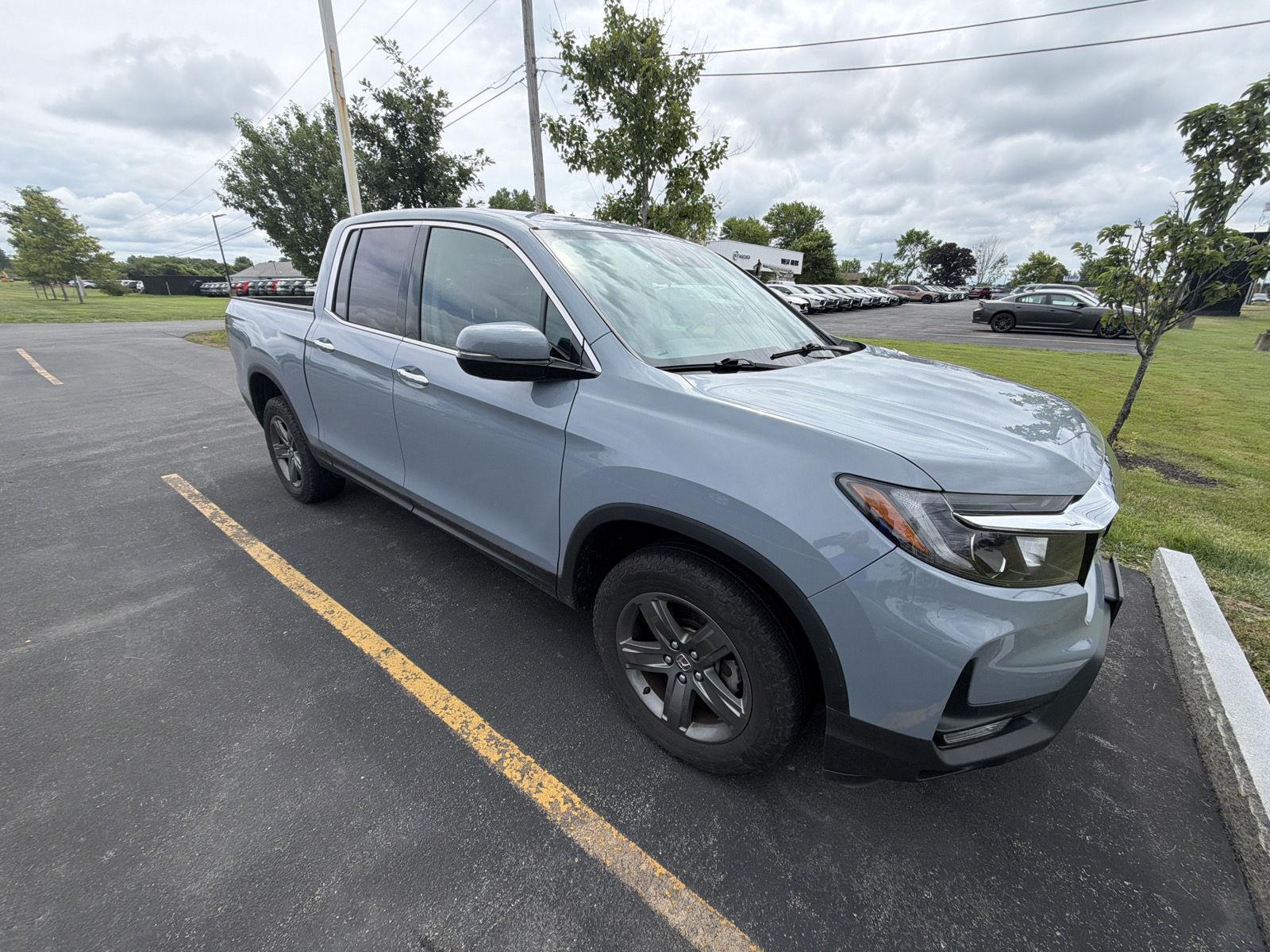 Sonic Gray Pearl 2023 Honda Ridgeline Pickup Truck All-Wheel Drive Automatic