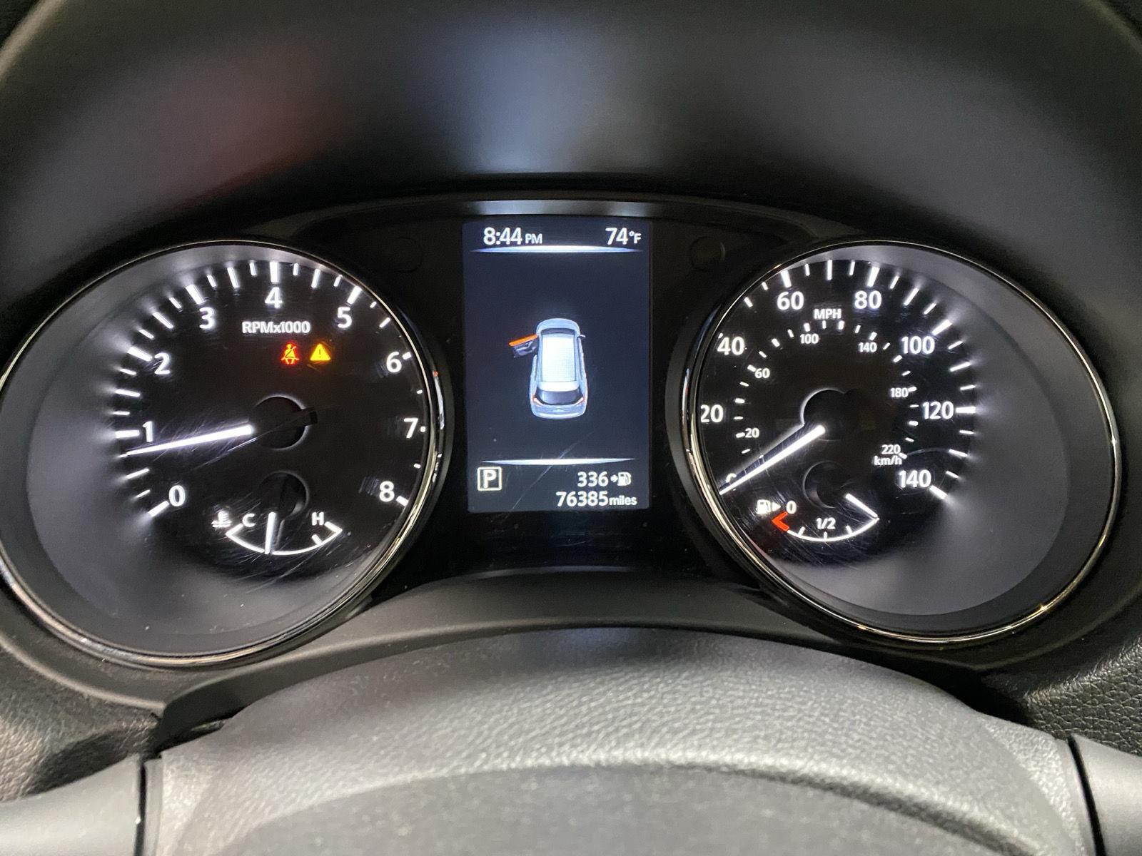 Used 2017 Pearl White Nissan SL image 21