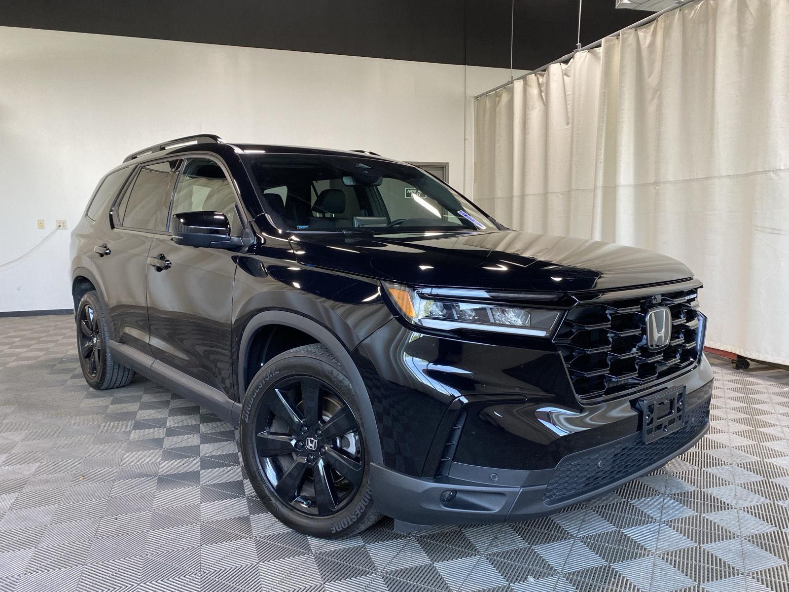 Crystal Black Pearl 2025 Honda Pilot SUV / Crossover All-Wheel Drive