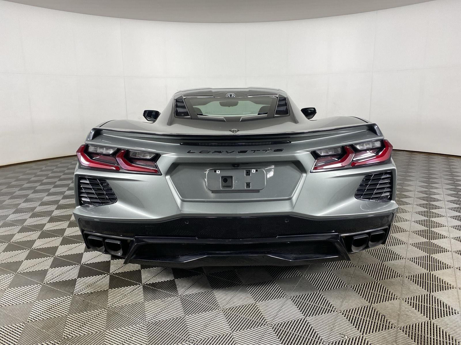 Used 2023 Hypersonic Gray Metallic Chevrolet 2LT image 8