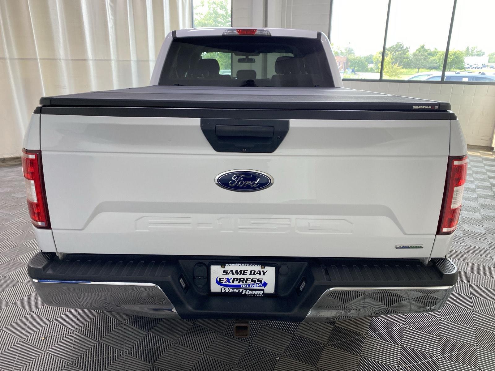 Used 2019 Oxford White Ford XLT image 7