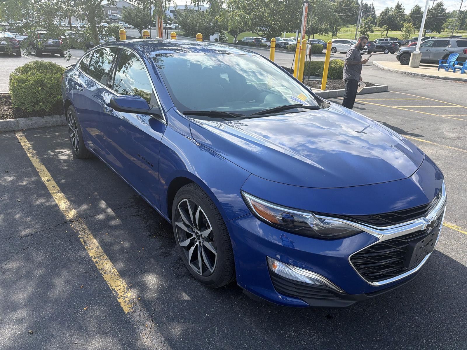 Riverside Blue Metallic 2023 Chevrolet Malibu Sedan Front-Wheel Drive Continuously Variable Transmission