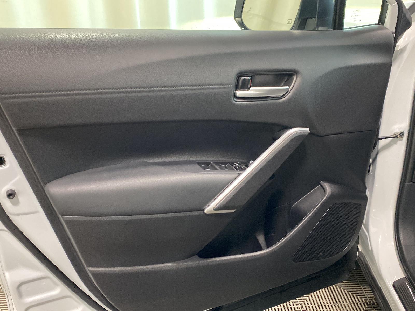 Used 2024 Wind Chill Pearl Toyota XSE image 24