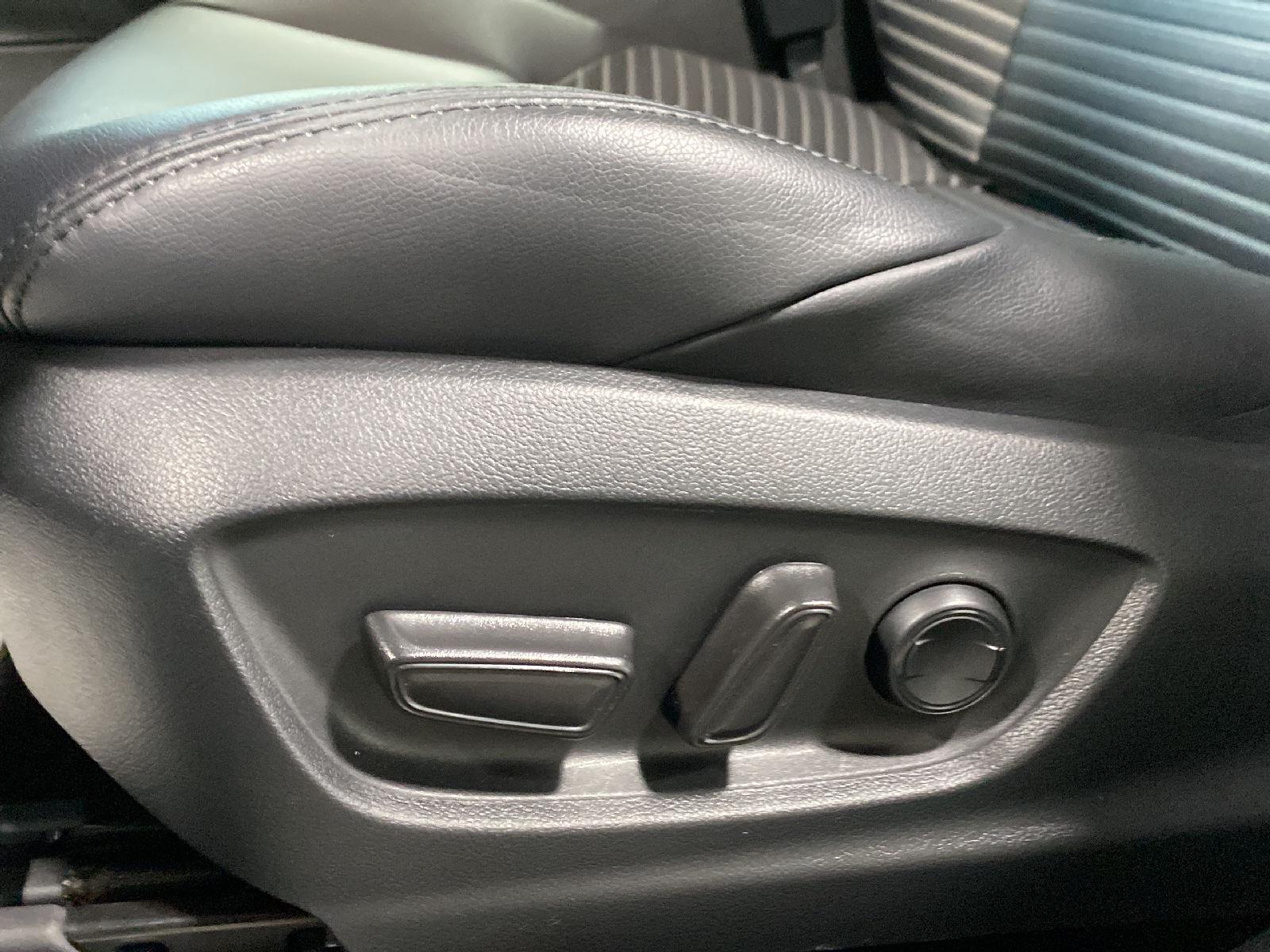 Used 2024 Wind Chill Pearl Toyota XSE image 26