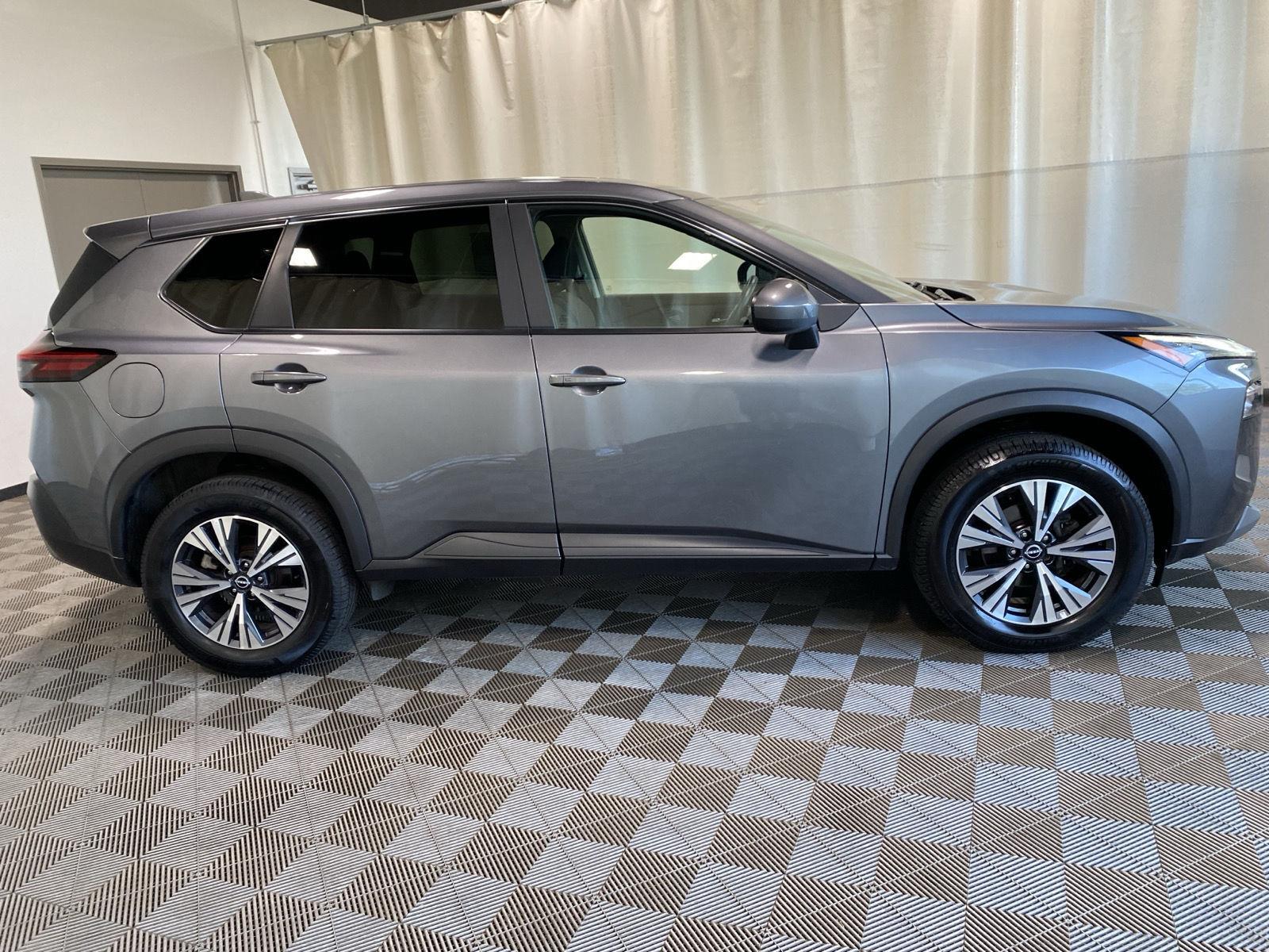 Used 2023 Gun Metallic Nissan SV image 9