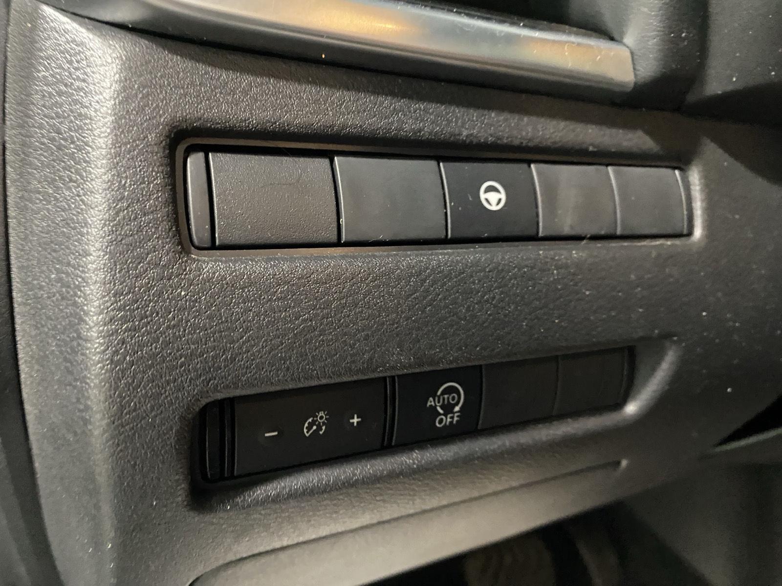 Used 2023 Gun Metallic Nissan SV image 21
