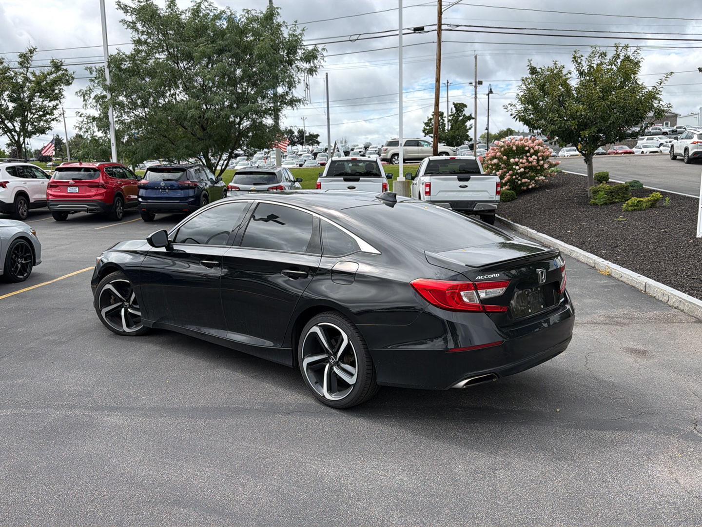 Used 2022 Crystal Black Pearl Honda Sport image 5