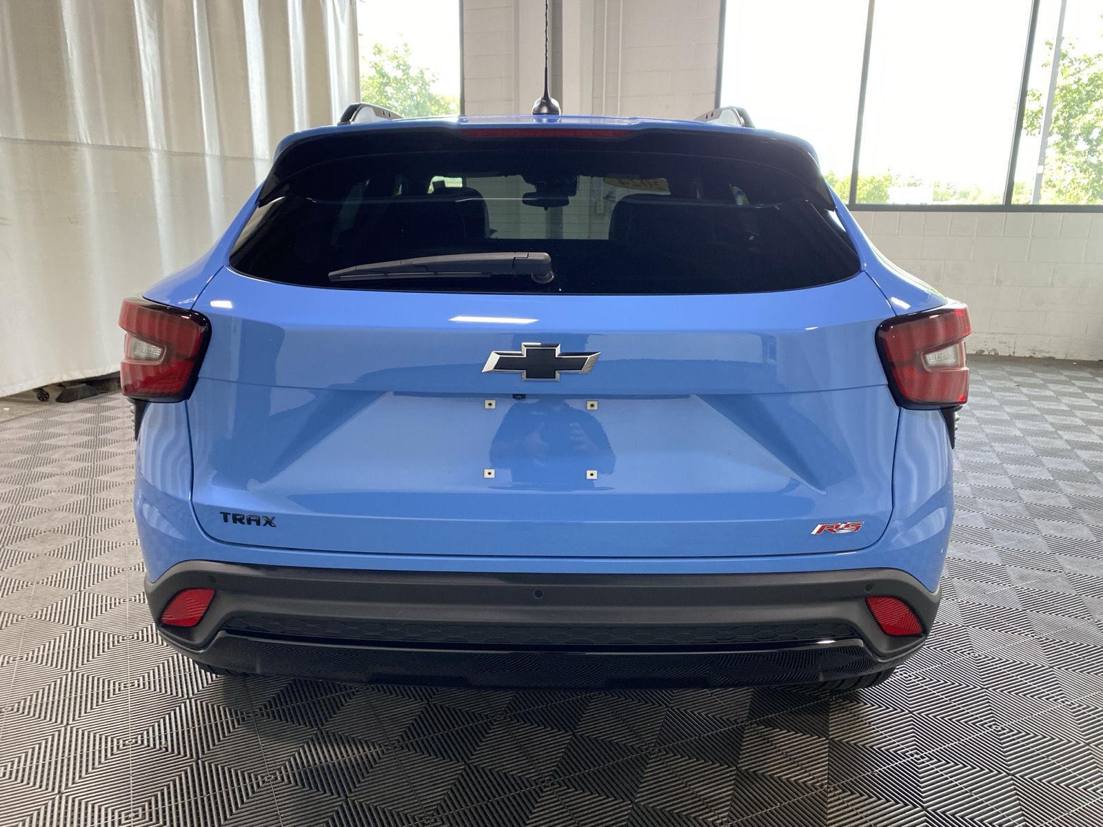 Used 2024 Fountain Blue Chevrolet RS image 6