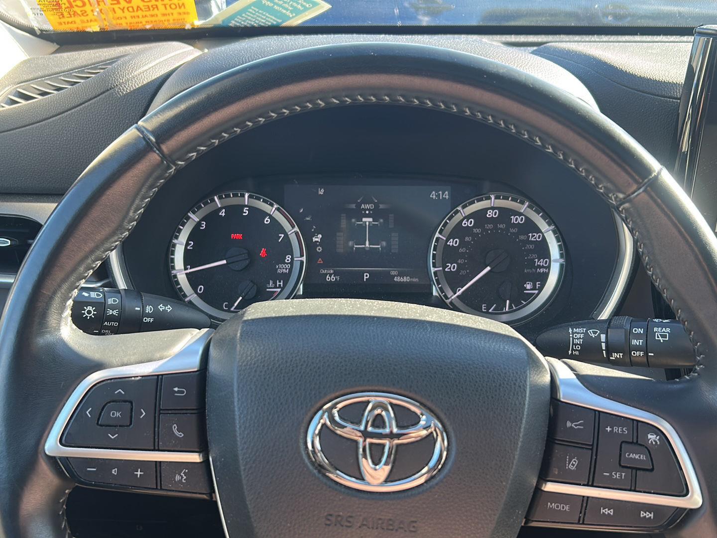 Used 2023 Wind Chill Pearl Toyota XLE image 18